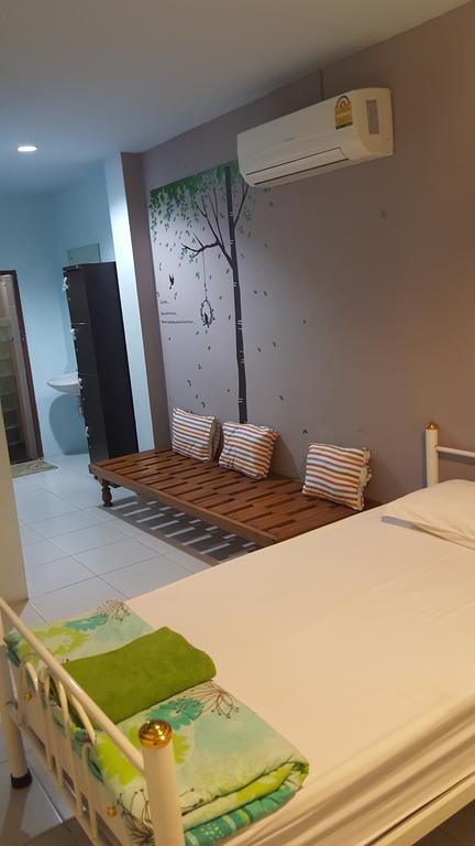 Phuket Blue Hostel מראה חיצוני תמונה