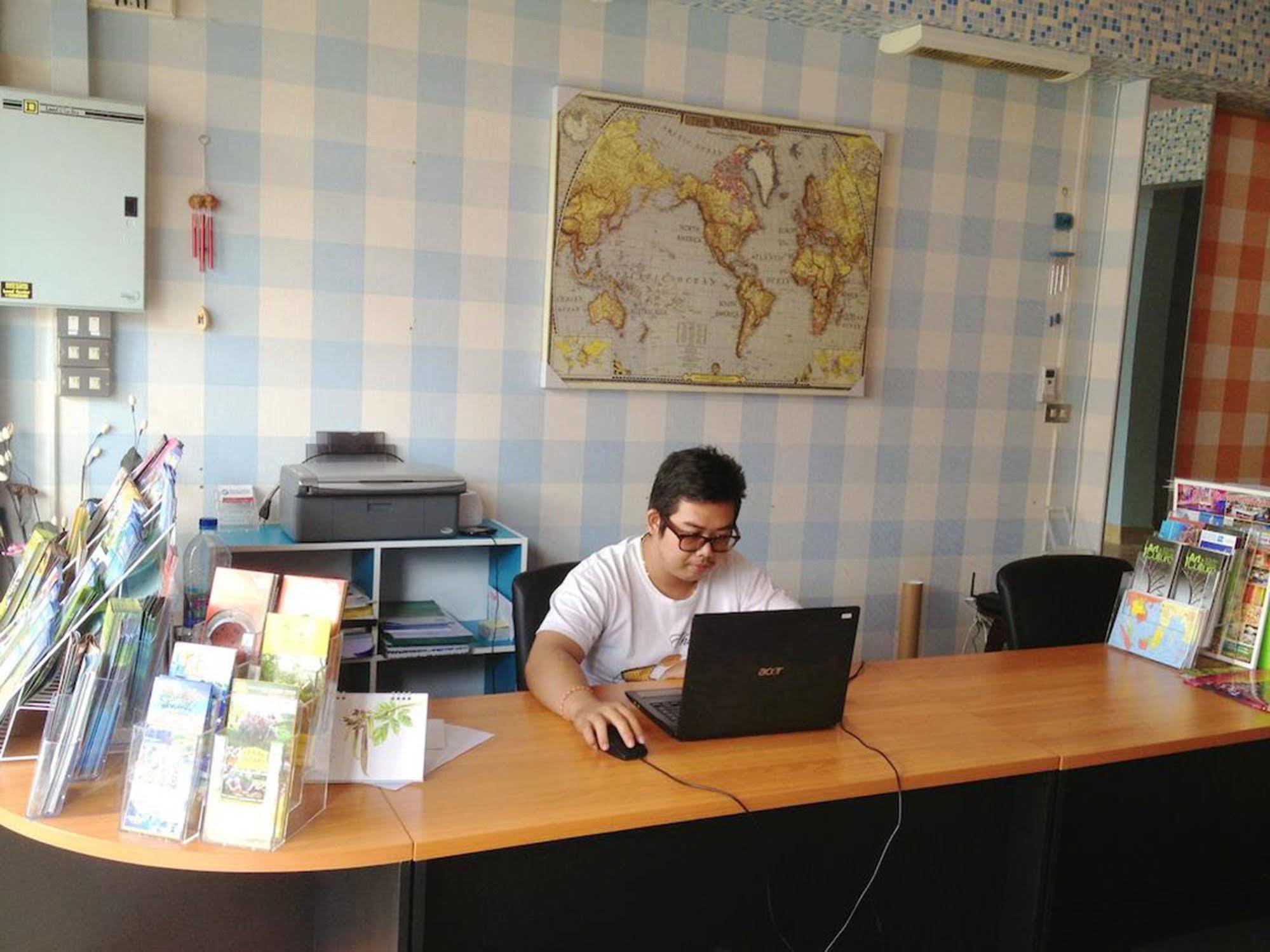 Phuket Blue Hostel מראה חיצוני תמונה