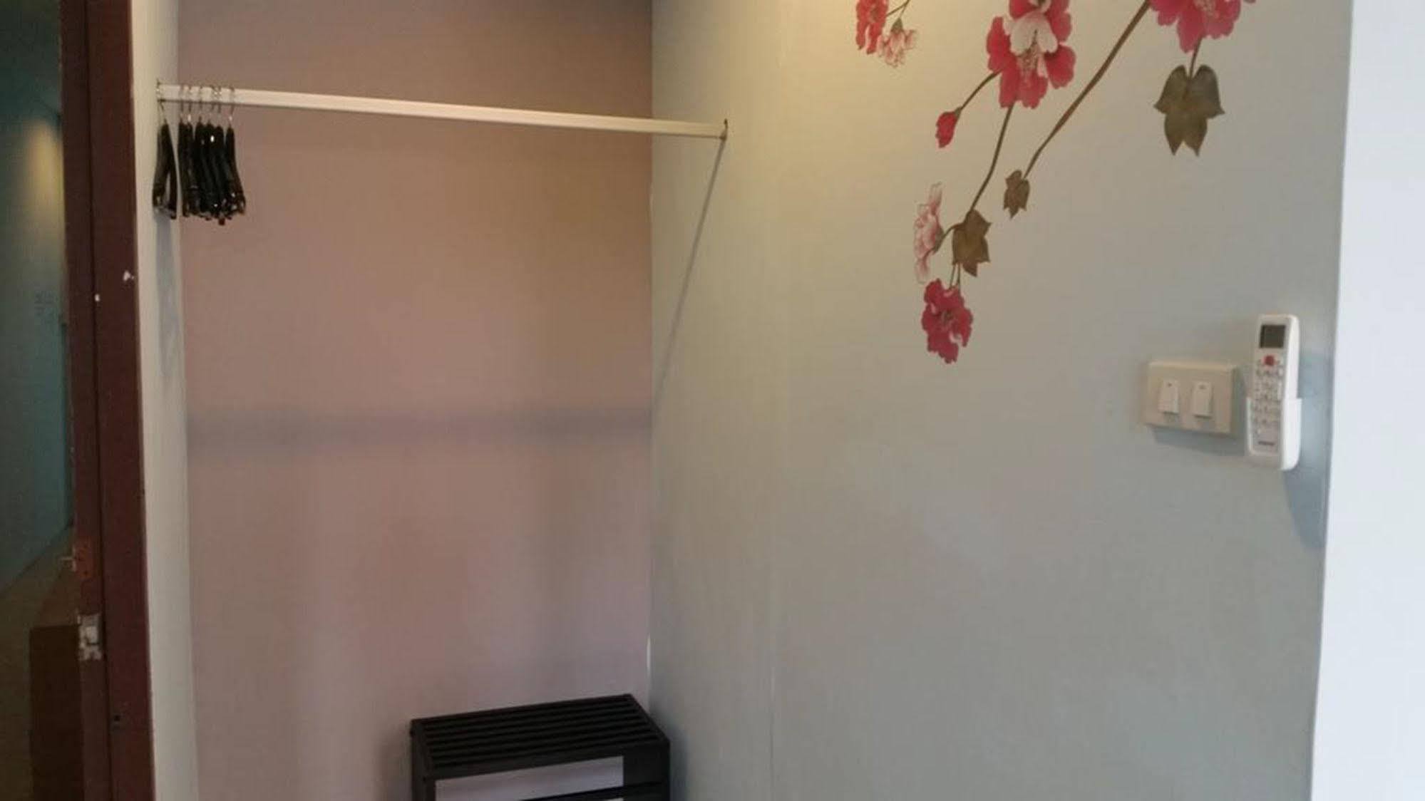 Phuket Blue Hostel מראה חיצוני תמונה