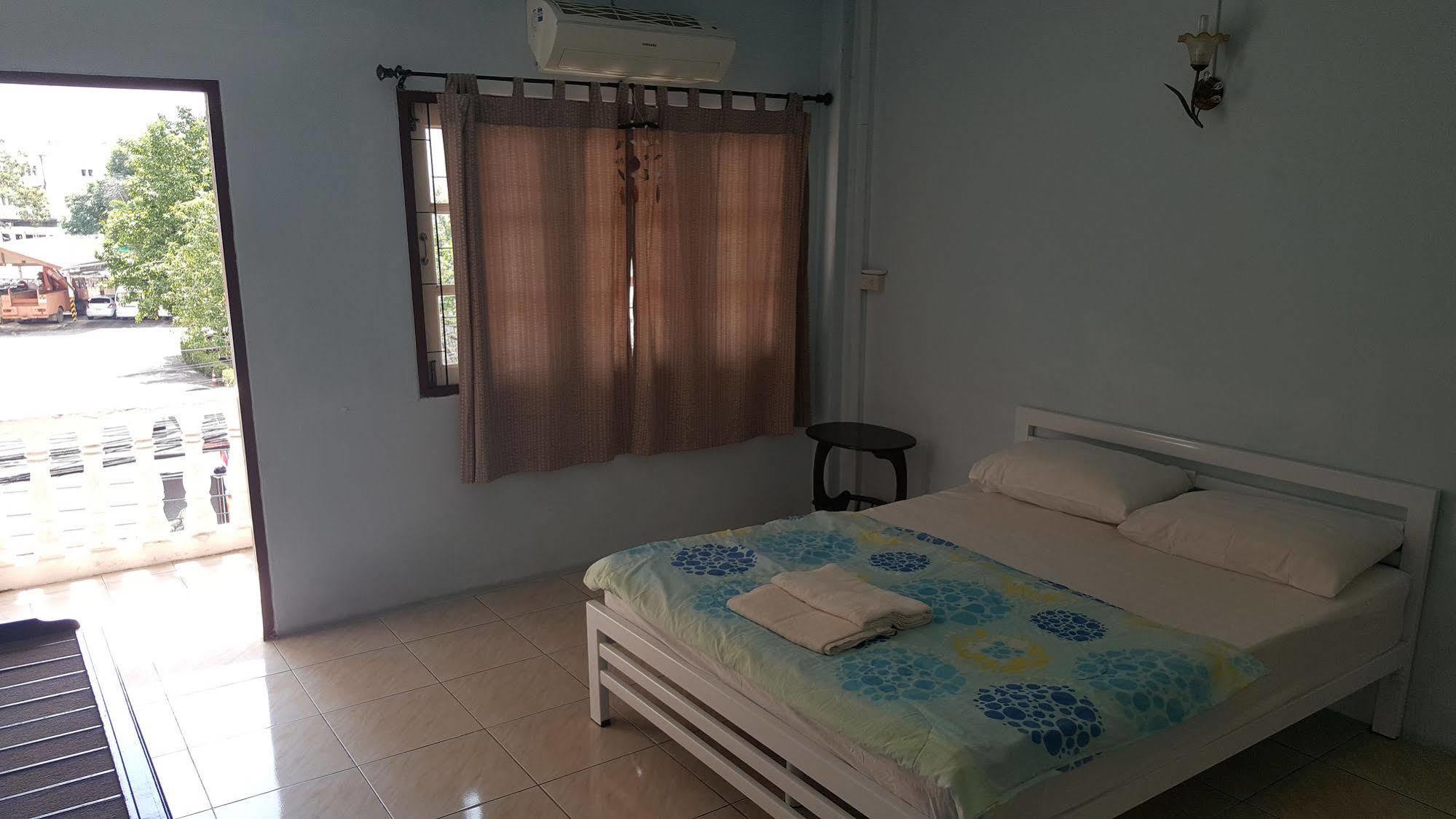 Phuket Blue Hostel מראה חיצוני תמונה